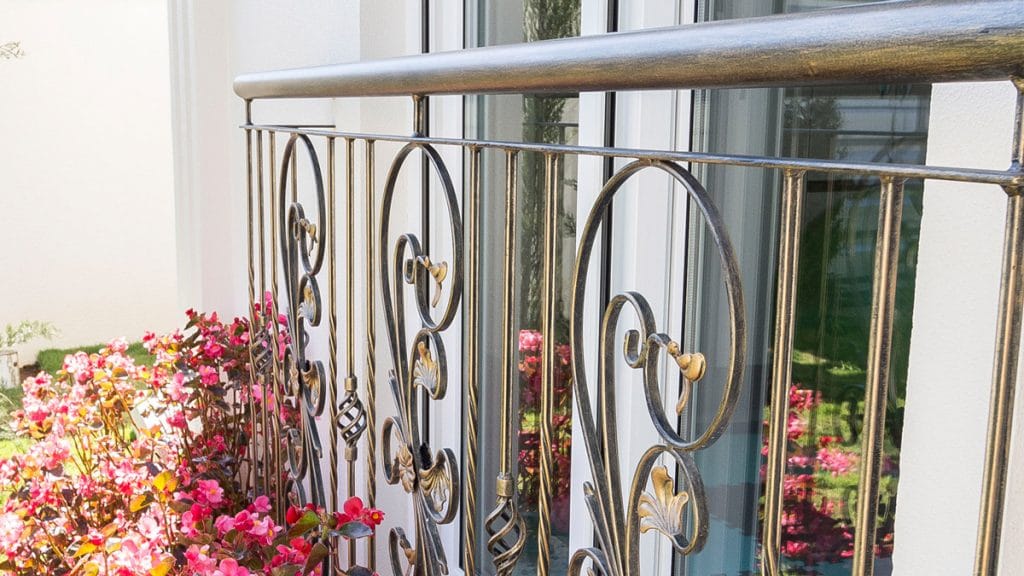 O impacto do ferro forjado na arquitetura residencial e comercial