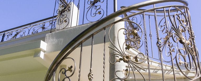 Saiba porque o ferro continua sendo o material mais confiável da construção civil, oferecendo resistência, durabilidade e precisão para projetos seguros.